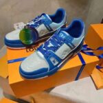 Louis Vuitton LV Unisex LV Trainer Sneaker Blue Monogram Embossed Grained Calf Leather - immagine 6