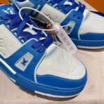 Louis Vuitton LV Unisex LV Trainer Sneaker Blue Monogram Embossed Grained Calf Leather - immagine 9