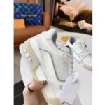 Louis Vuitton LV Unisex LV Trainer Sneaker White Grained Calf Leather Rubber Outsole - immagine 9