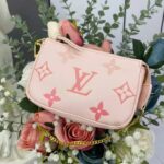 Louis Vuitton LV Women Mini Pochette Accessoires Pink Monogram Empreinte Embossed Supple Grained Cowhide - Imagen 3