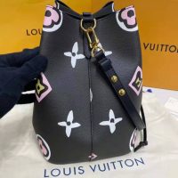 Louis Vuitton LV Women NéoNoé MM Bucket Bag Black Monogram Coated Canvas