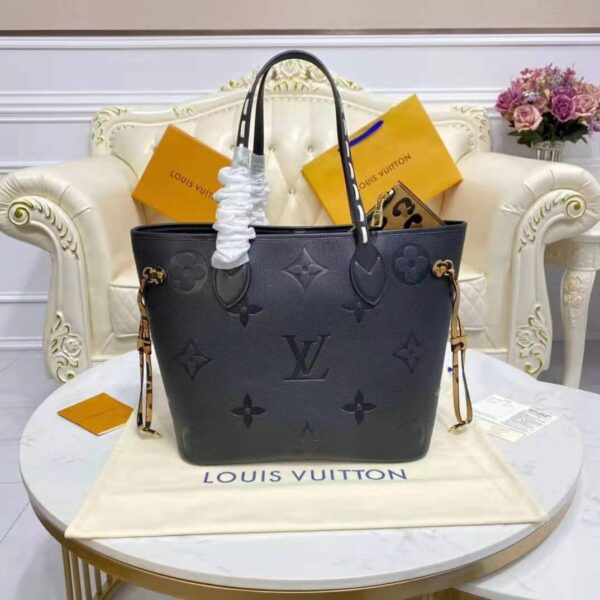 Louis Vuitton LV Women Neverfull MM Tote Bag Wild at Heart Black Embossed Supple Grained Cowhide (5)