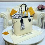 Louis Vuitton LV Women Neverfull MM Tote Bag Wild at Heart Cream Embossed Supple Grained Cowhide – Image 7