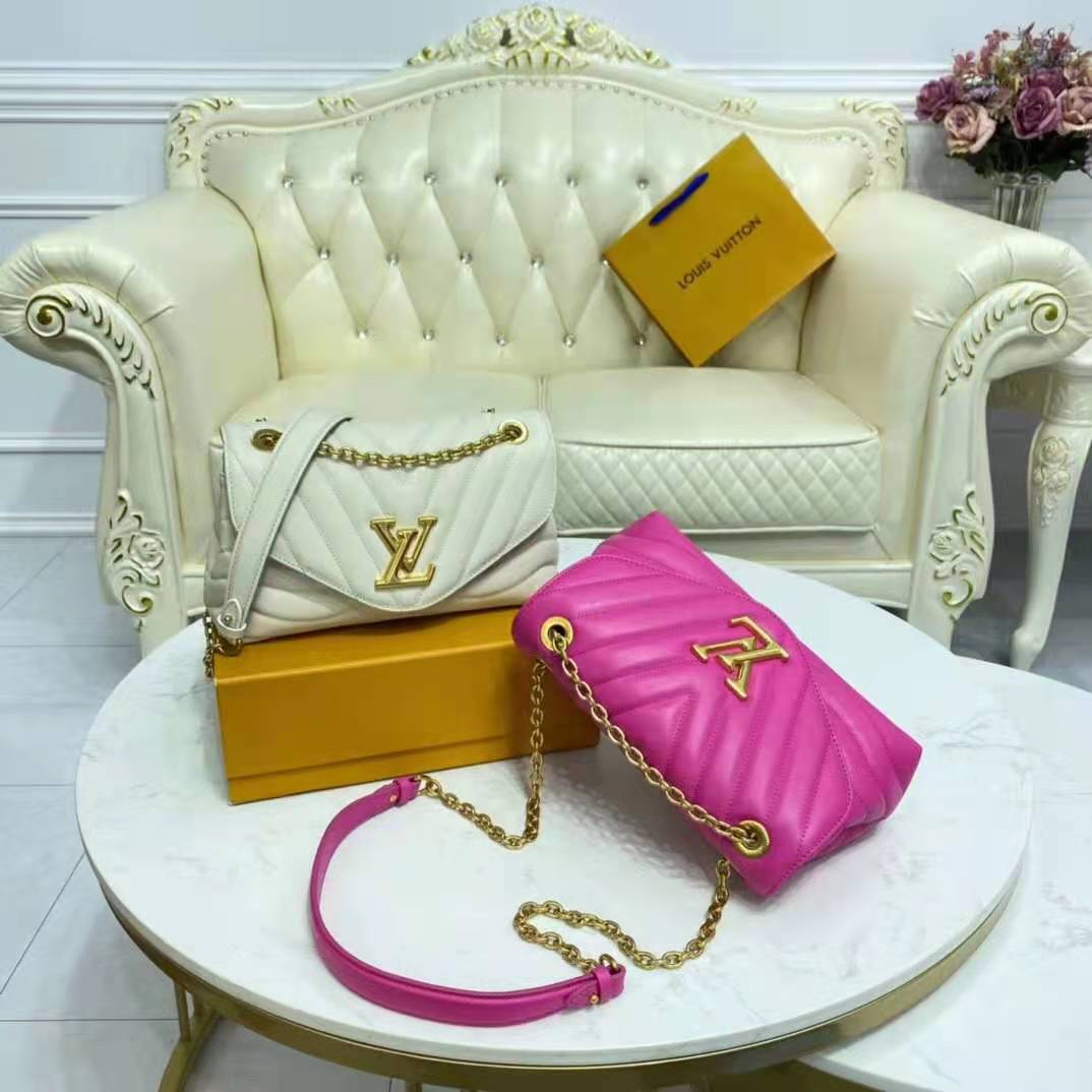 Louis Vuitton - Authenticated New Wave Handbag - Leather Pink Plain for Women, Very Good Condition