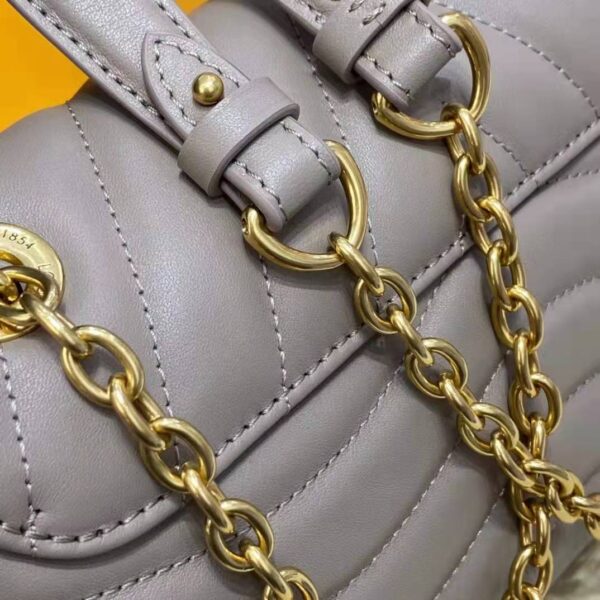 Louis Vuitton LV Women New Wave Chain Bag Handbag Sandy Smooth Cowhide Leather (1)