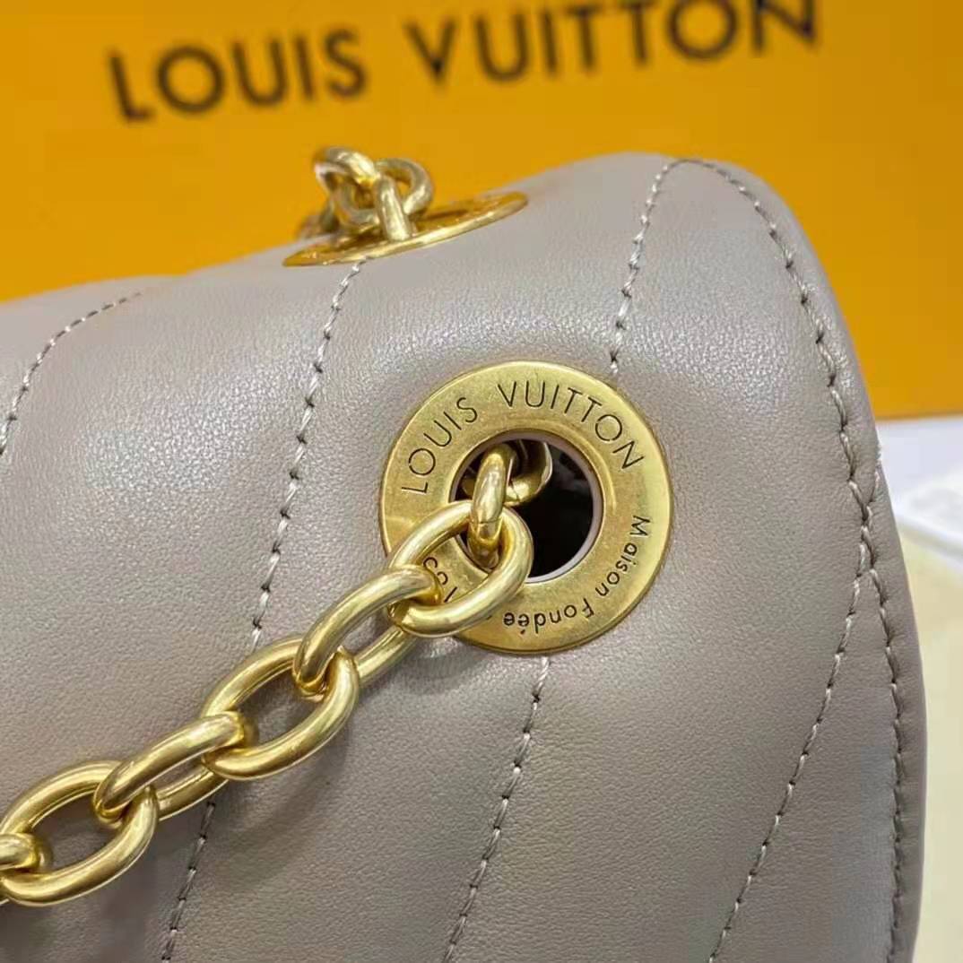 Louis Vuitton New Wave Chain Bag Smooth Cowhide Leather With Gold Colo –  EliteLaza