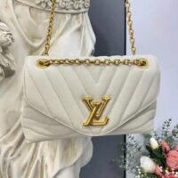 Louis Vuitton LV Women New Wave Chain Bag Handbag  White Smooth Cowhide Leather