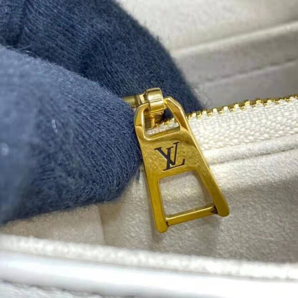 Louis Vuitton LV Women New Wave Chain Bag Handbag White Smooth Cowhide Leather (13)