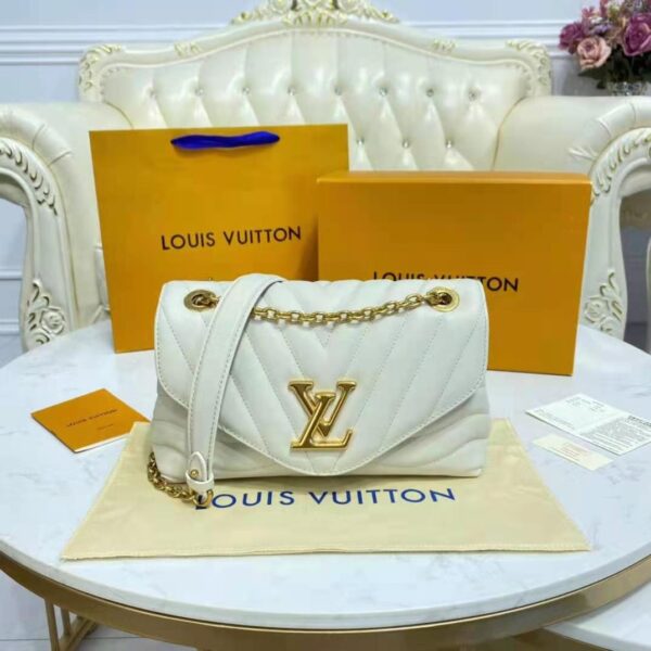 Louis Vuitton LV Women New Wave Chain Bag Handbag White Smooth Cowhide Leather (16)