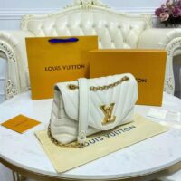 Louis Vuitton LV Women New Wave Chain Bag Handbag  White Smooth Cowhide Leather