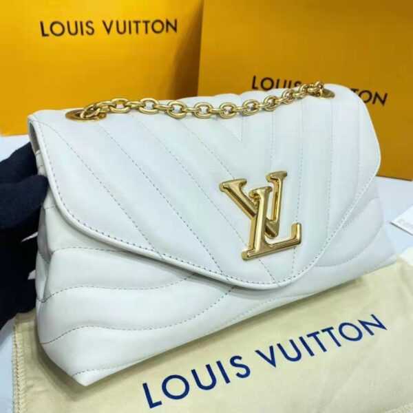 Louis Vuitton LV Women New Wave Chain Bag Handbag White Smooth Cowhide Leather (3)