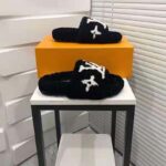 Louis Vuitton LV Women Paseo Flat Comfort Mule Black Shearling LV Initials Monogram Flowers - Bild 8