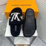 Louis Vuitton LV Women Paseo Flat Comfort Mule Black Shearling LV Initials Monogram Flowers - Bild 6