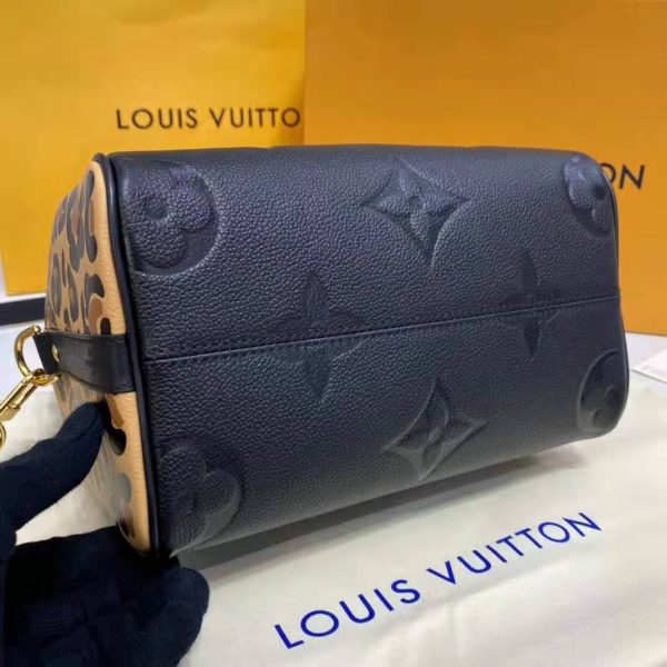 Louis Vuitton LV Women Speedy Bandoulière 25 Handbag Black Embossed Supple Grained Cowhide (16)