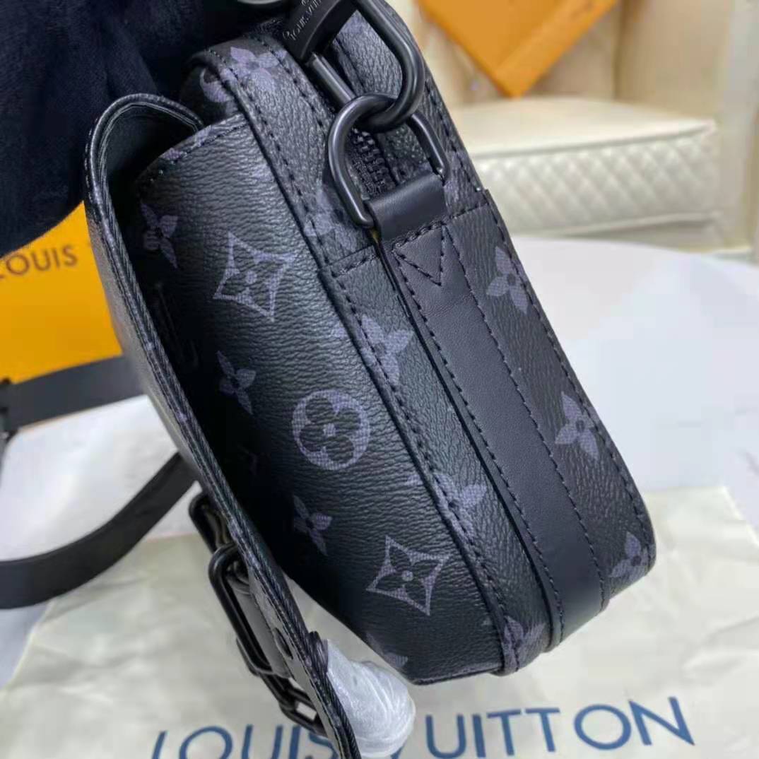 LOUIS VUITTON Monogram Eclipse Steamer Messenger 979406