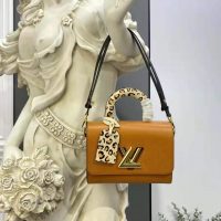 Louis Vuitton LV Women Twist MM Handbag Gold Cipango Epi Grained