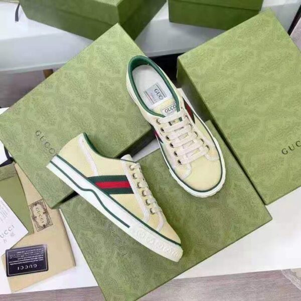 Gucci GG Unisex Gucci Tennis 1977 Sneaker Butter cotton Green and Red Web (7)