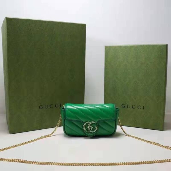 Gucci Unisex GG Marmont Super Mini Bag Green Diagonal Matelassé Leather (6)
