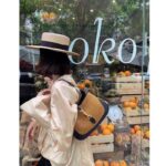 Gucci Women Gucci Camel Straw Effect Fabric with Blue Leather – Image 11