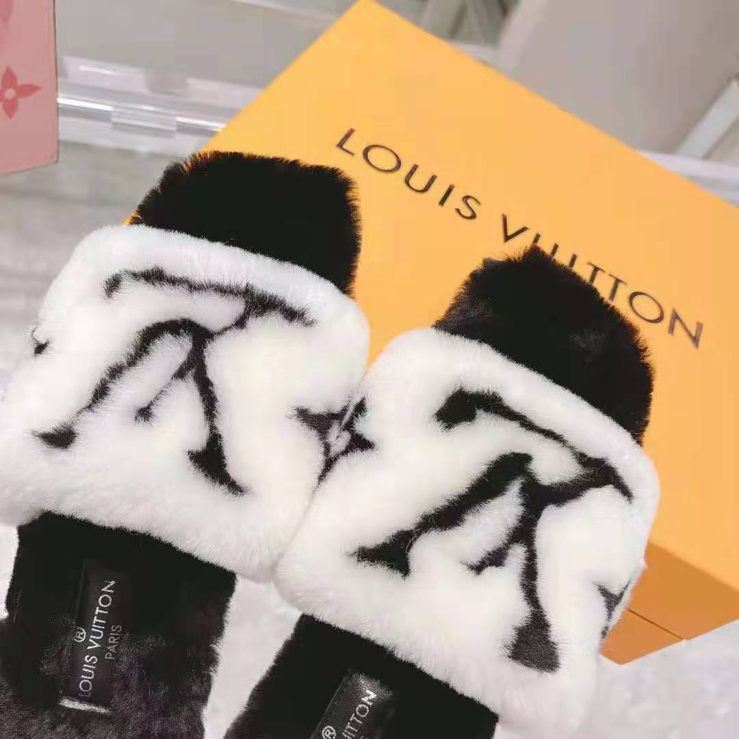 Louis Vuitton Fay Flat Mule Sandals