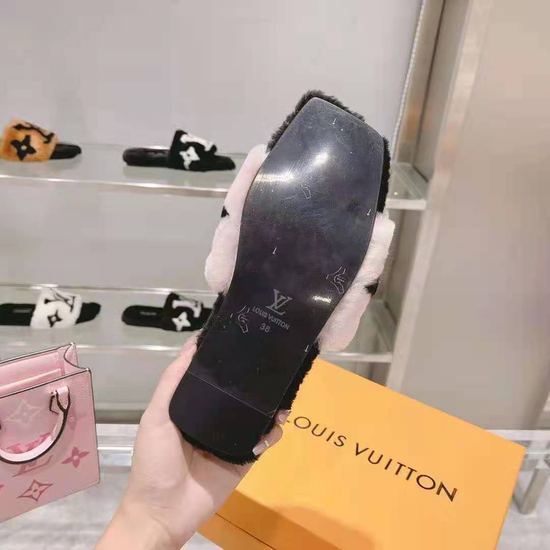 Louis Vuitton Room Shoes Slipper Mink Monogram 1A5U3W Rose Clair Japan L/d  New