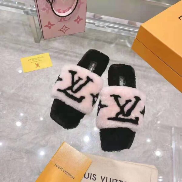 Louis Vuitton LV Unisex Fay Flat Mule Rose Clair Pink Mink Leather Outsole LV Initials Monogram Flowers (7)