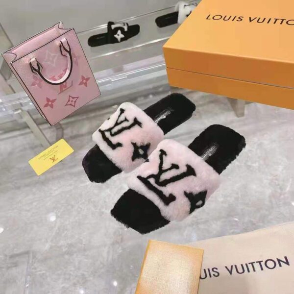 Louis Vuitton LV Unisex Fay Flat Mule Rose Clair Pink Mink Leather Outsole LV Initials Monogram Flowers (8)