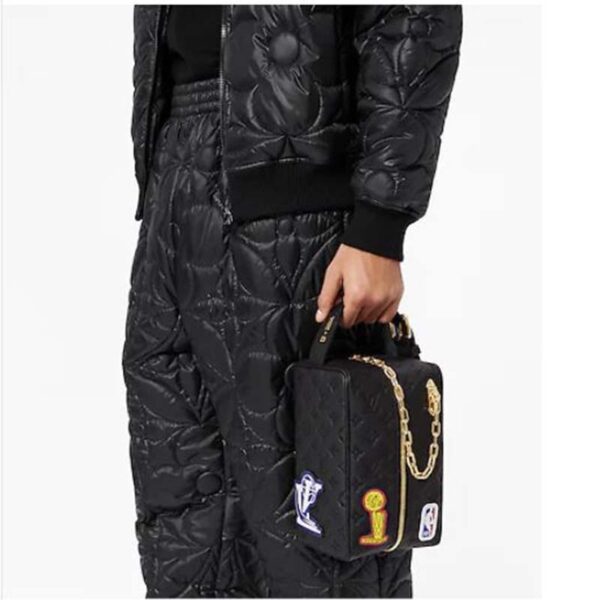 Louis Vuitton LV Unisex LV x NBA Cloakroom Dopp Kit Black Cowhide Leather (17)