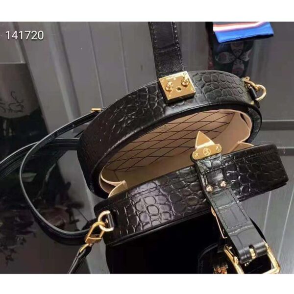 Louis Vuitton LV Unisex Petite Boite Chapeau Latte Matte Matte Alligator Leather (9)