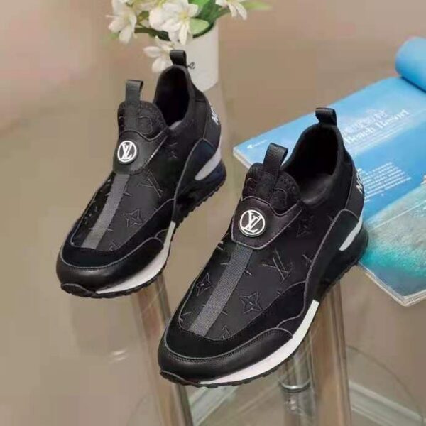 Louis Vuitton LV Unisex Run Away Sneaker Black Mix of Materials Technical Rubber LV Circle (6)