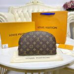 Louis Vuitton LV Women Cosmetic Pouch GM Coated Canvas Cowhide Leather - Image 4
