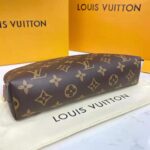 Louis Vuitton LV Women Cosmetic Pouch GM Coated Canvas Cowhide Leather - Image 5
