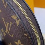 Louis Vuitton LV Women Cosmetic Pouch GM Coated Canvas Cowhide Leather - Image 10