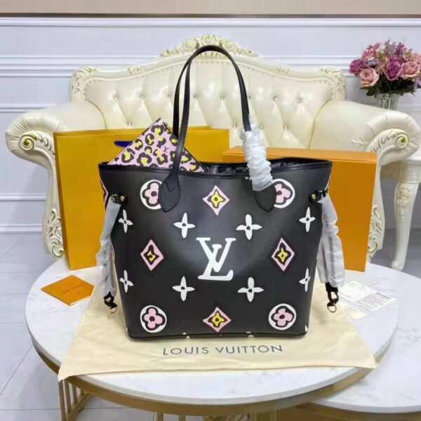 Louis Vuitton LV Women Neverfull MM Tote Black Monogram Coated Canvas Cowhide Leather (1)