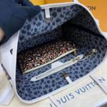 Louis Vuitton LV Women Neverfull MM Tote Cream Monogram Coated Canvas - immagine 14