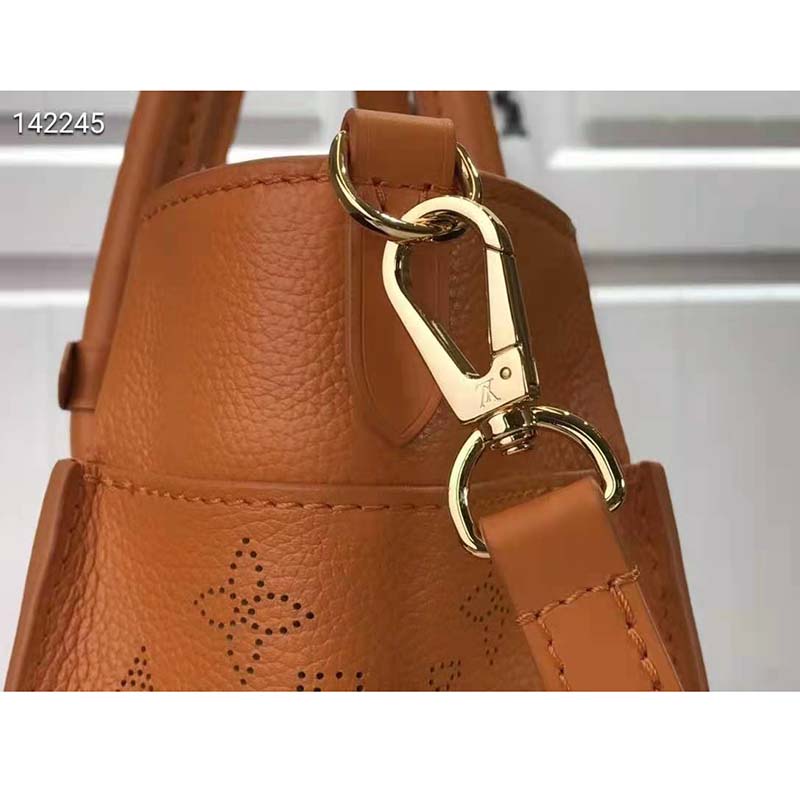 On my side leather handbag Louis Vuitton Orange in Leather - 32410393
