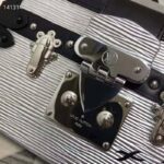 Louis Vuitton LV Women Petite Malle Handbag Silver Epi Grained Cowhide Leather - immagine 8