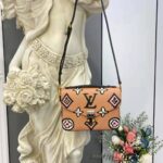 Louis Vuitton LV Women Pochette Métis Handbag Arizona Beige Monogram Coated Canvas Cowhide - Image 2