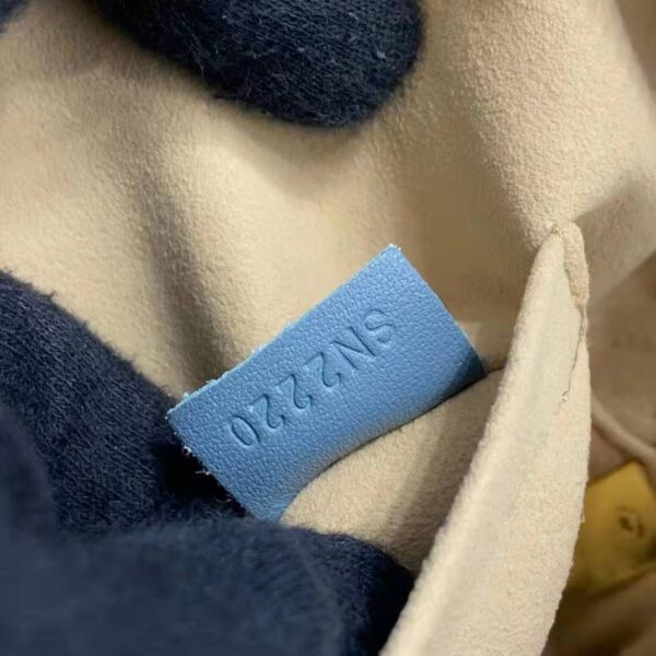 Louis Vuitton LV Women Troca PM Handbag Glacier Blue Damier Quilt Lambskin (7)