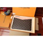 Louis Vuitton Unisex Daily Pouch Brown Monogram Coated Canvas and Cowhide Leather - Imagen 3