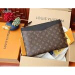 Louis Vuitton Unisex Daily Pouch Monogram Coated Canvas and Cowhide Leather - Imagen 3