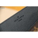 Louis Vuitton Unisex Daily Pouch Monogram Coated Canvas and Cowhide Leather - Imagen 9