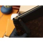 Louis Vuitton Unisex Daily Pouch Monogram Coated Canvas and Cowhide Leather - Imagen 8