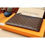 Louis Vuitton Unisex Daily Pouch Monogram Coated Canvas and Cowhide Leather - Imagen 5