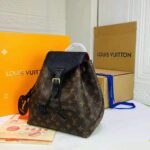 Louis Vuitton Unisex Montsouris PM Black Monogram Coated Canvas and Cowhide Leather - Imagen 4