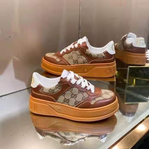 Gucci GG Unisex Gucci Jive Sneaker Beige and Ebony Orignal GG Canvas Brown Leather (11)