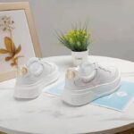 Gucci GG Unisex Gucci Jive Sneaker White GG Embossed Leather Smooth Leather - Imagen 6