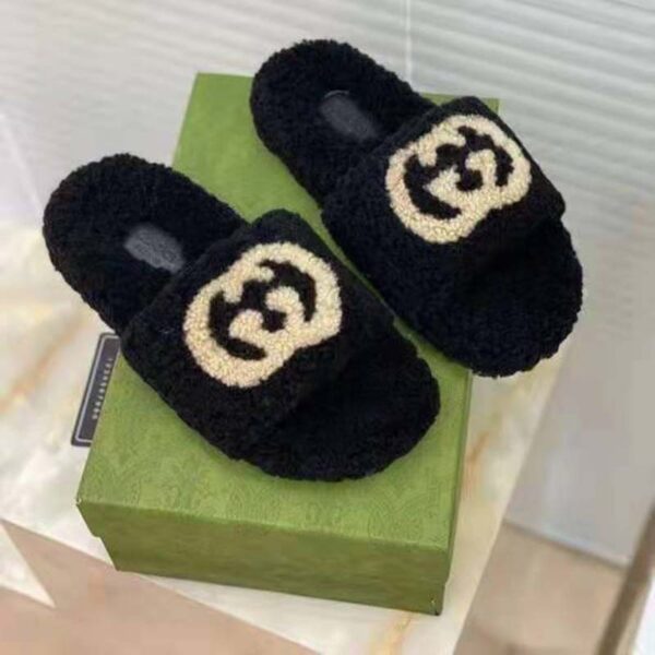 Gucci GG Women’s Slide Sandal with Interlocking G Black Interlocking G Merino Wool (3)