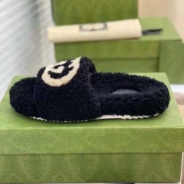 Gucci GG Women’s Slide Sandal with Interlocking G Black Interlocking G Merino Wool (6)