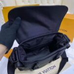 Louis Vuitton LV Unisex Christopher Messenger Black Taurillon Cowhide Leather - Image 9